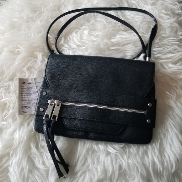 Banana Republic Handbags - Banana Republic Envelope Crossbody Leather New